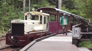 北陸重機工業製ディーゼル機関車+B型客車