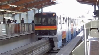 多摩都市モノレール1000系