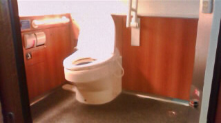 50000形車椅子トイレ